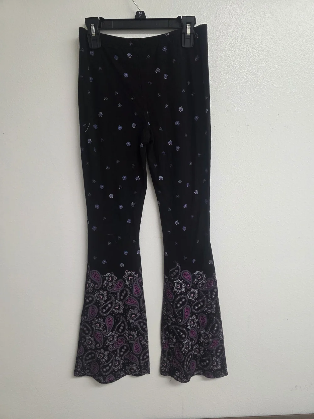 Xhilaration Black Leggings with Purple Paisley Flare Hem (0529)